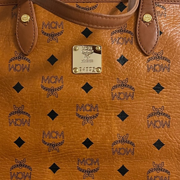 MCM  medium size - Picture 5 of 8